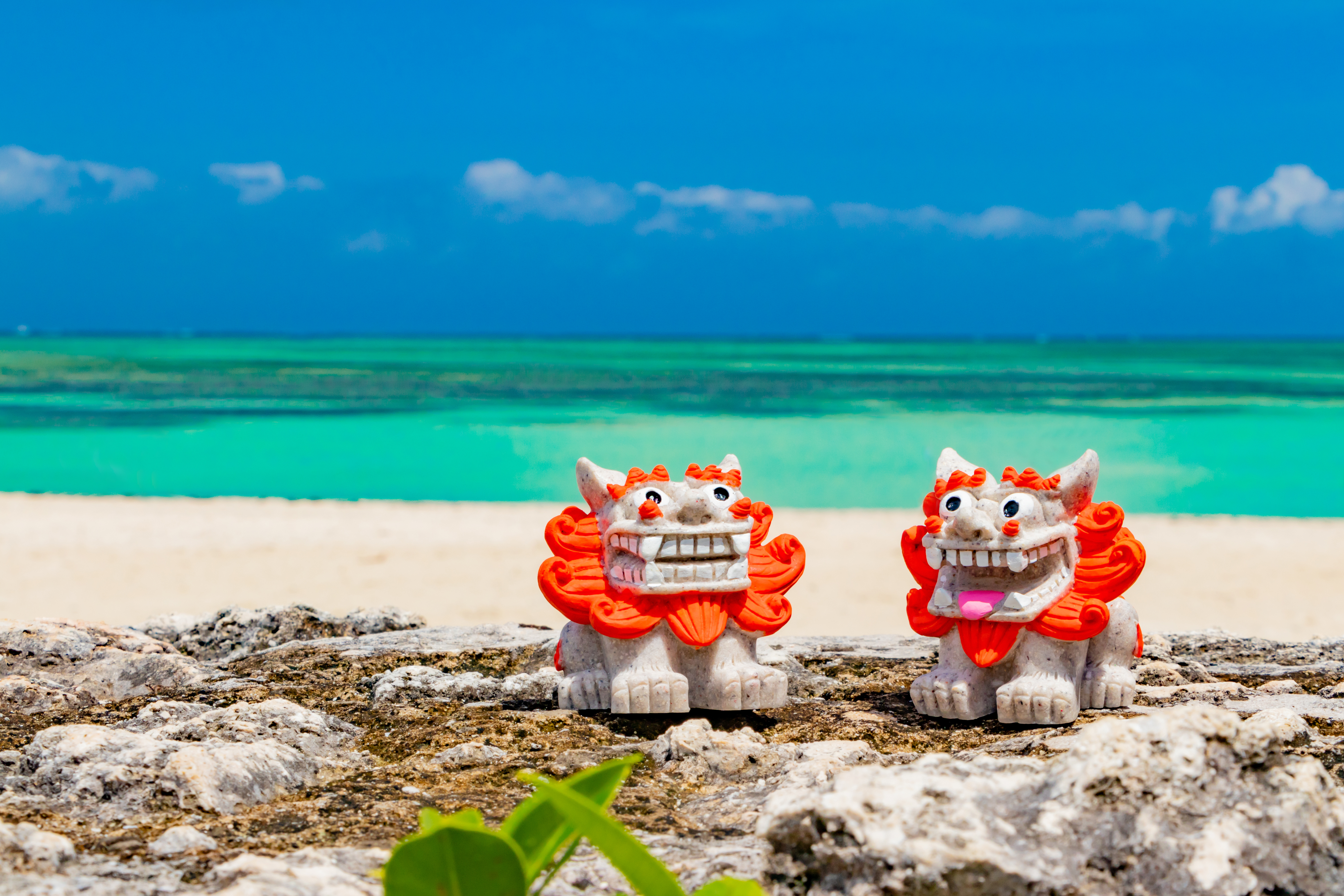 システムがバラバラではスタッフの負担軽減はできません